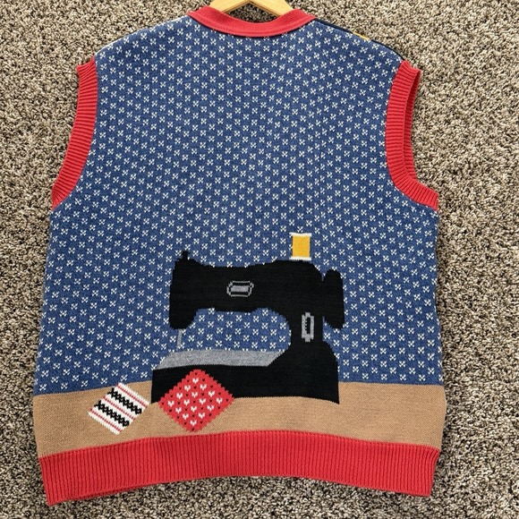 Sweater Loft New York Vintage Sewing Novelty Knit Button Vest Large USA Quirky - Picture 7 of 7